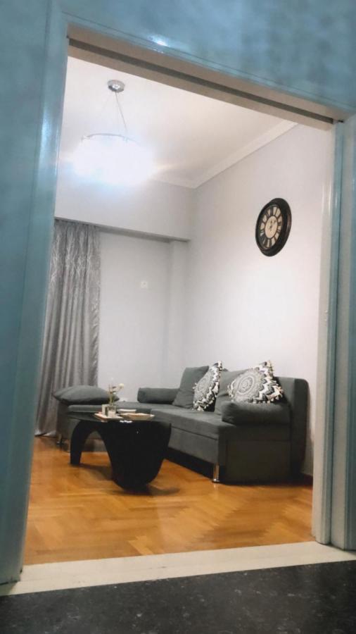 A Convenient Apartment In The Heart Of Athens Luaran gambar