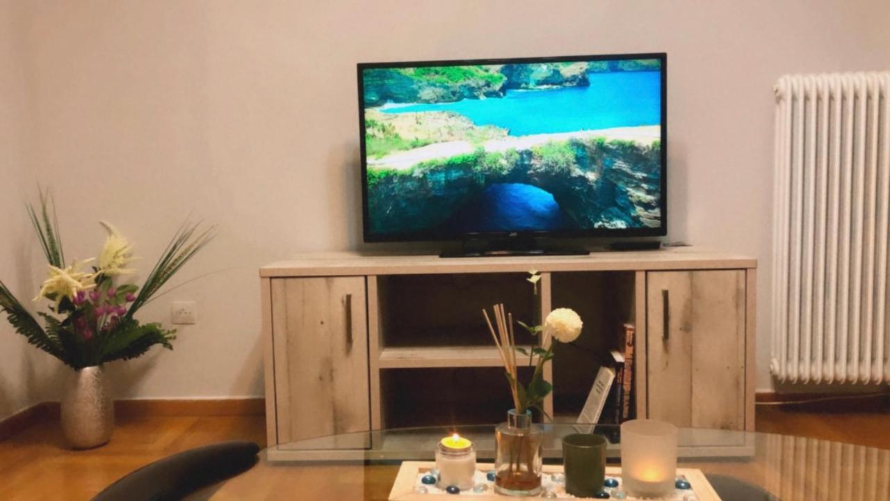 A Convenient Apartment In The Heart Of Athens Luaran gambar