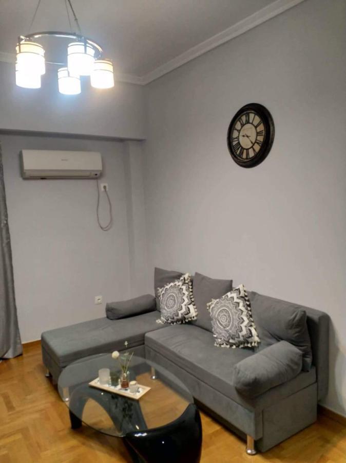 A Convenient Apartment In The Heart Of Athens Luaran gambar